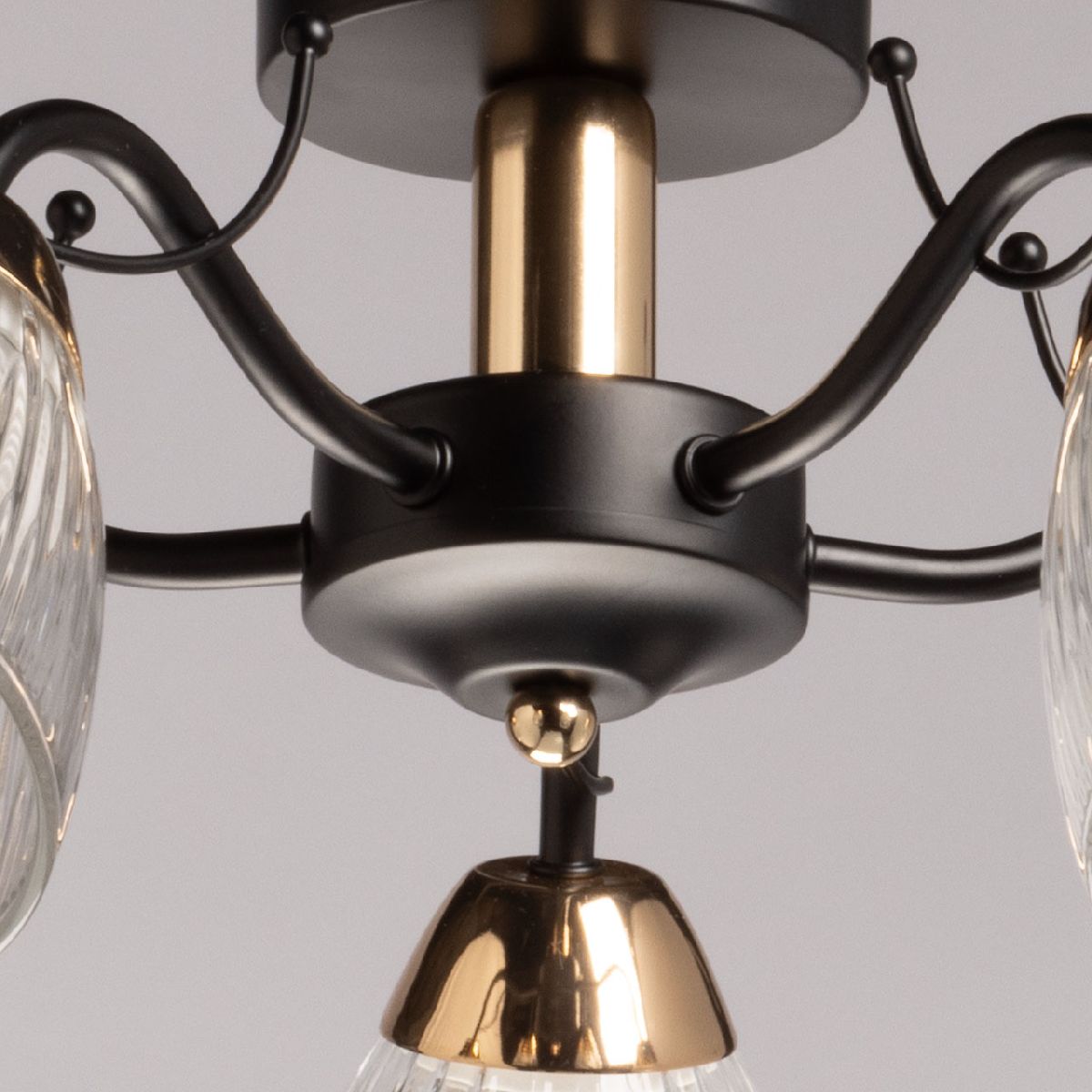 Потолочная люстра De Markt Альфа 324019505