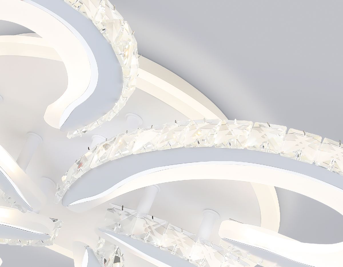 Потолочная люстра Ambrella Light Ice FA1703