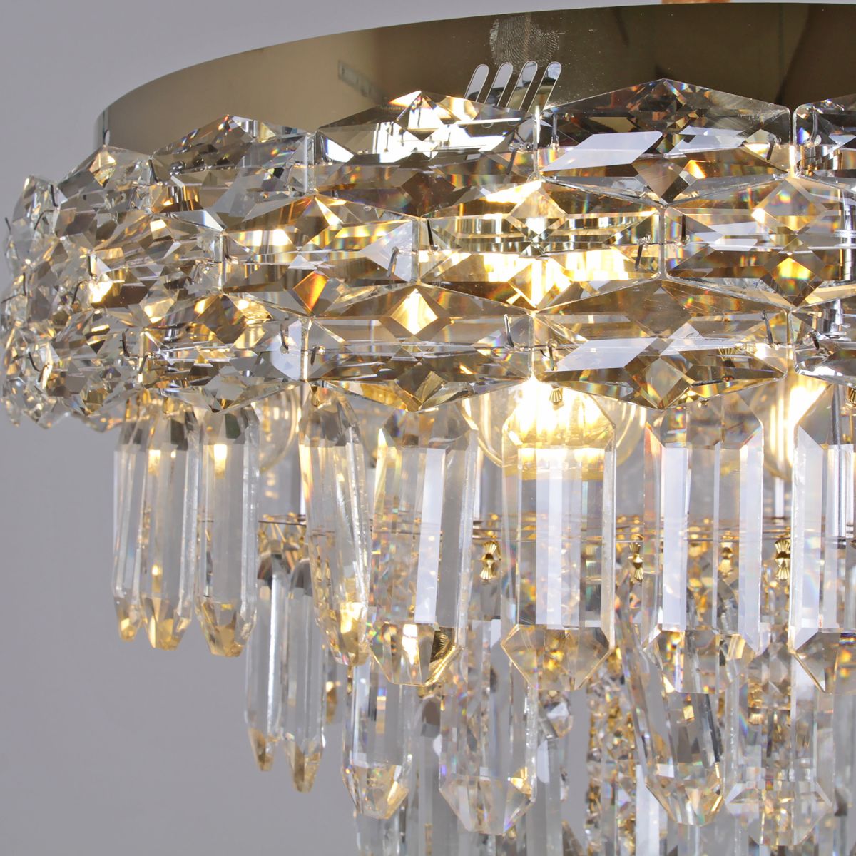 Подвесная люстра Reluce 31070-0.4-600 MX GD