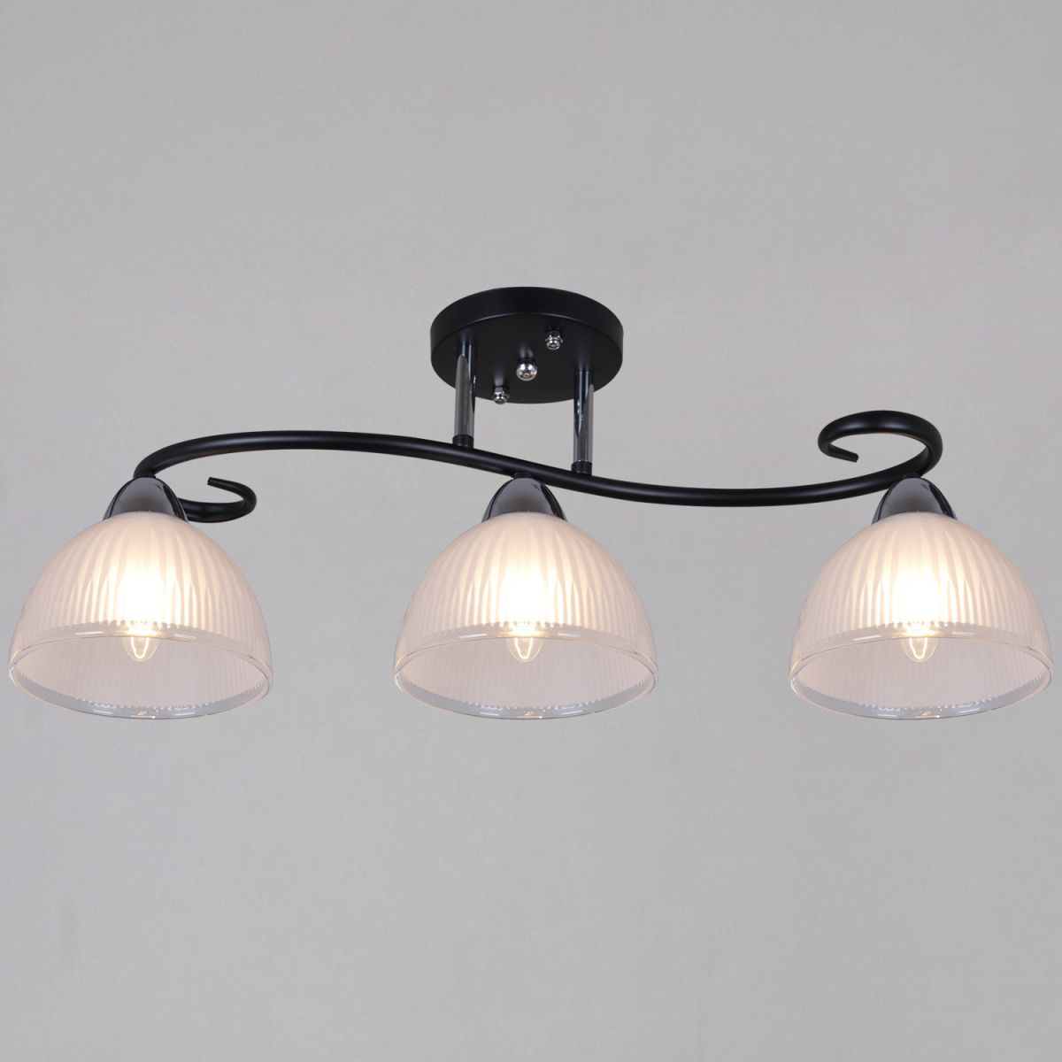 Потолочный светильник Reluce 66360-0.3-03 BK+CR