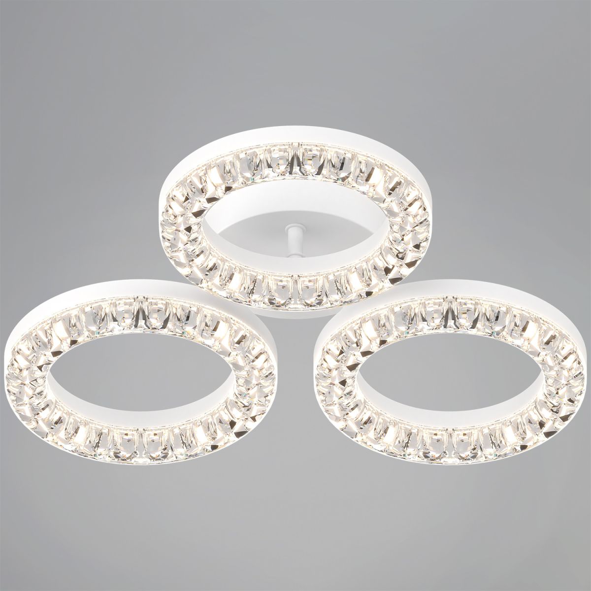 Потолочная люстра Reluce 09847-0.3-03A WH