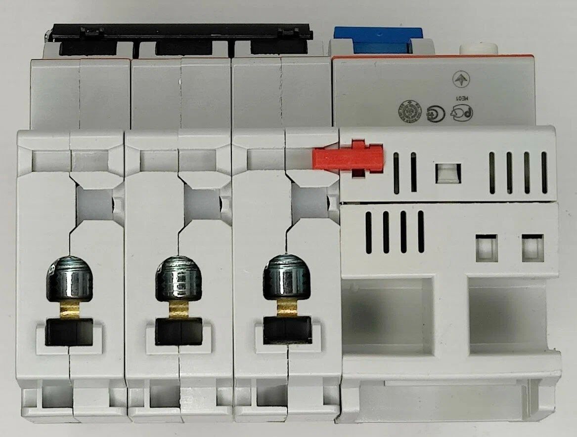 Дифференциальный автомат ABB DS203 C16A 30mA тип AC 5-модулей