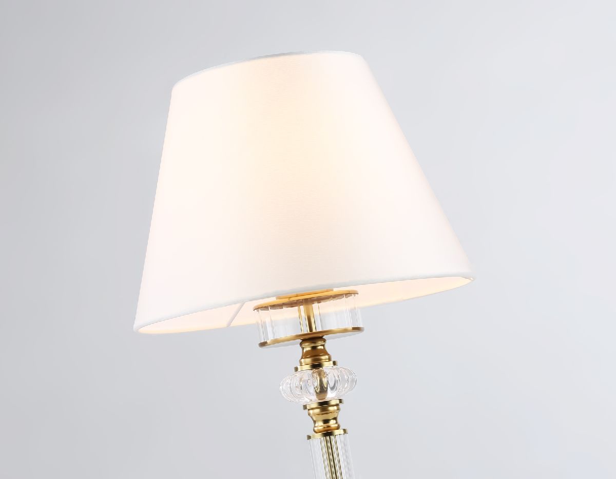 Настольная лампа Ambrella Light High Light LH71027