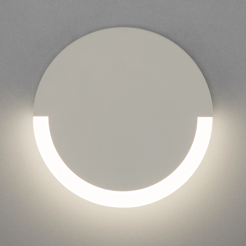 Настенный светодиодный светильник Eurosvet Radiant 40147/1 LED белый