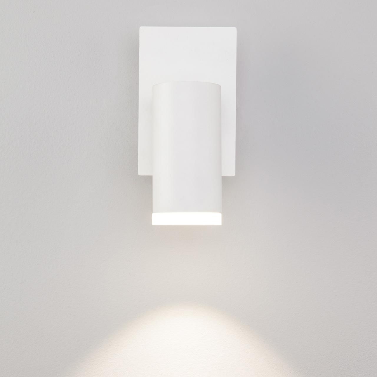 Спот Eurosvet Holly 20067/1 LED белый