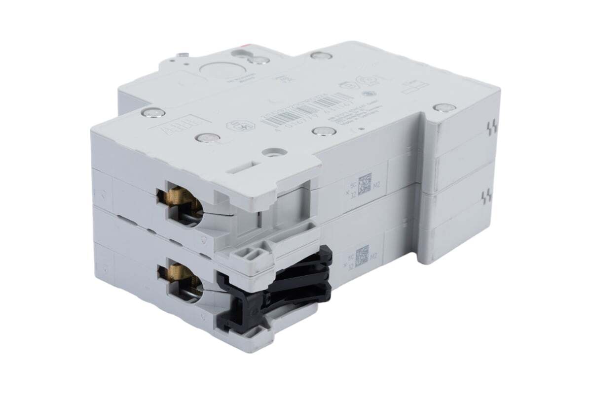 Автоматический выключатель ABB SH202 2-полюсной C32 6кА