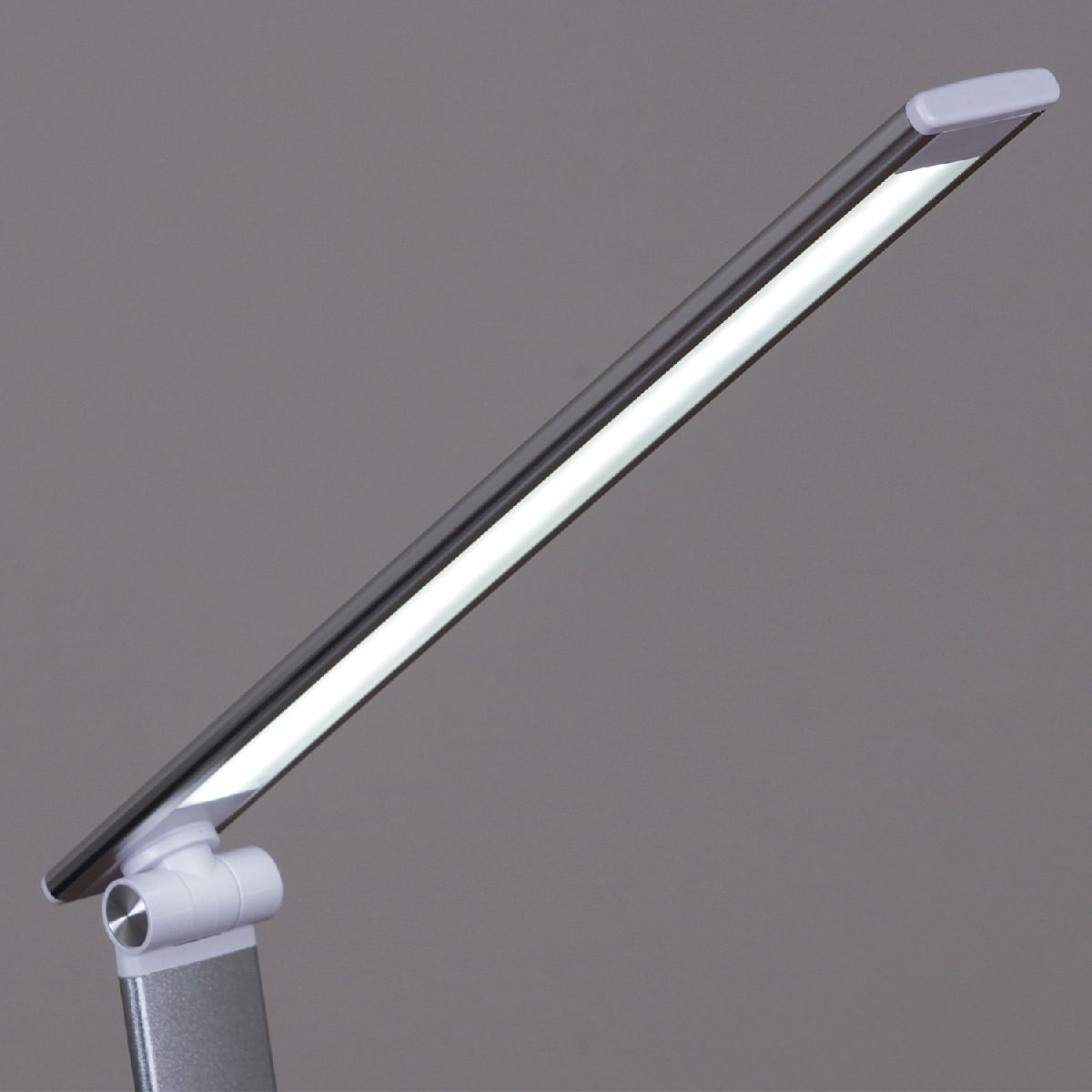 Настольная лампа Reluce 05501-0.7-01 WT