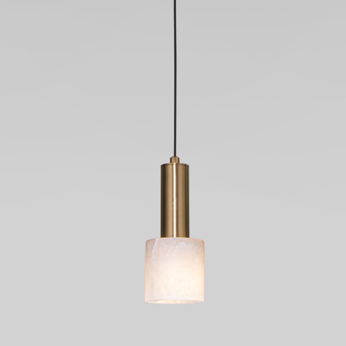 Подвесной светильник Eurosvet Marba 304055 алебастр / латунь a072023