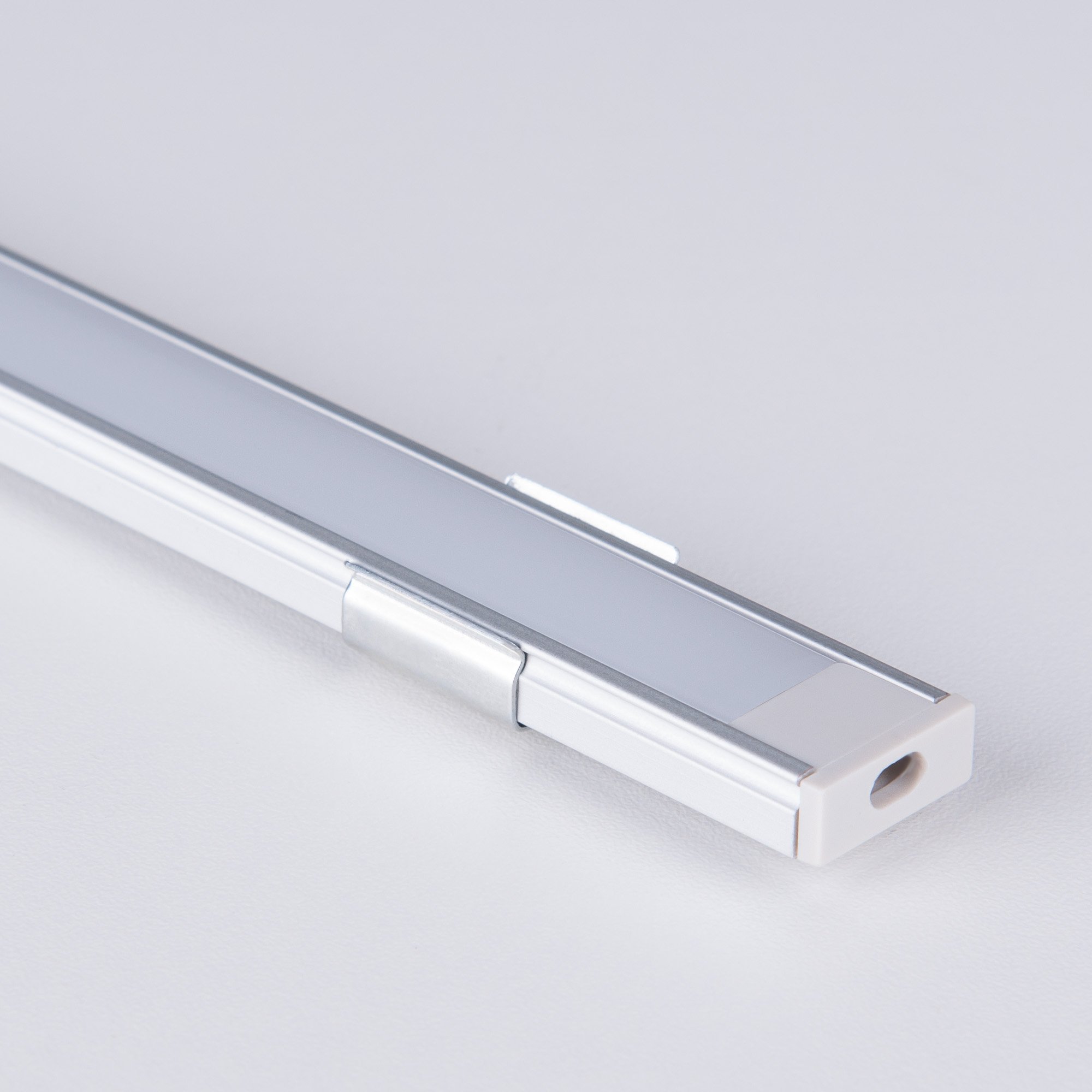 Профиль накладной алюминиевый Elektrostandard LL-2-ALP006 4690389130885