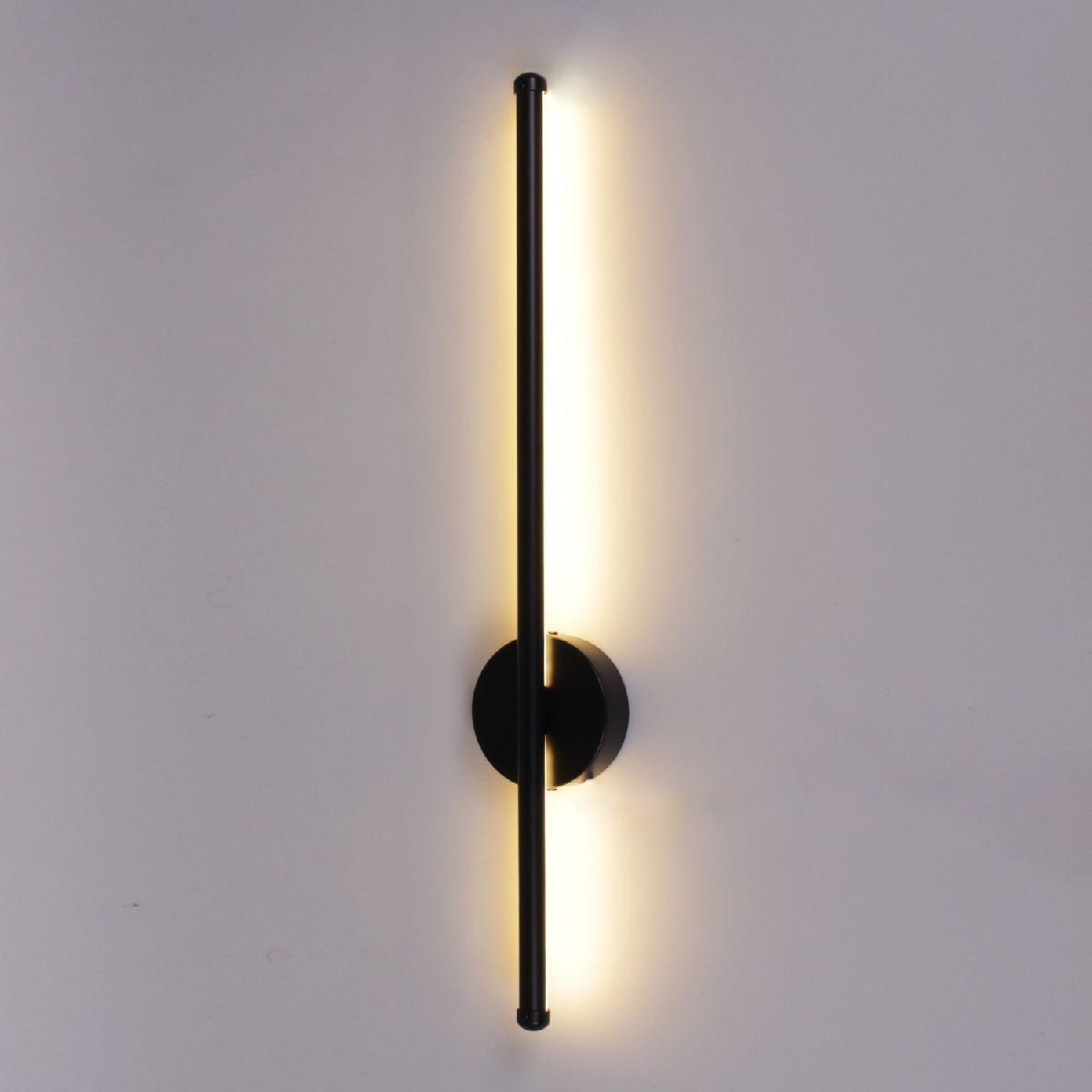 Настенный светильник Reluce 71054-0.2-600 BK